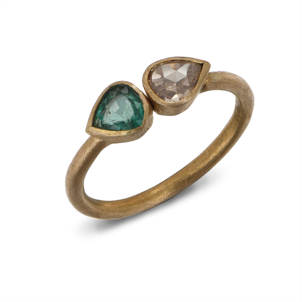 Regal brushed gold ring